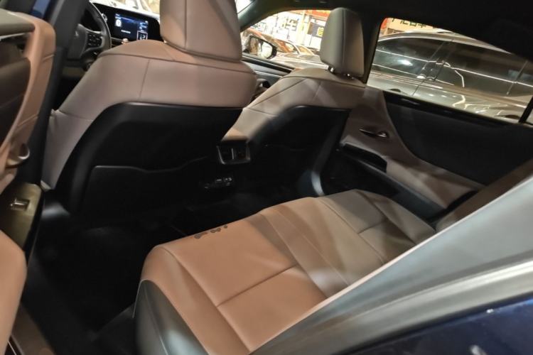 Used Lexus ES 2021 200 Excellence Edition