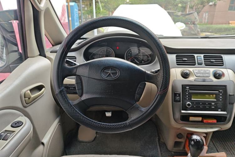 Used JAC Group Refine 2011 2.4L Colorful Journey Gasoline Standard Edition HFC4GA1-C
