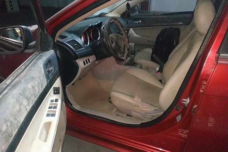 Used Mitsubishi Lancer EX 2012 New Year Edition 1.8L Manual Comfort Model
