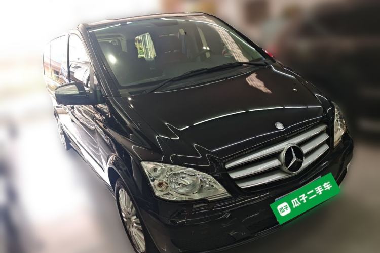 Used Mercedes-Benz Viano  Front Right 45 Deg