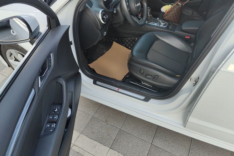 Used Audi A3 2018 30th Anniversary Edition Sportback 35 TFSI Fashion Model Driver Seat