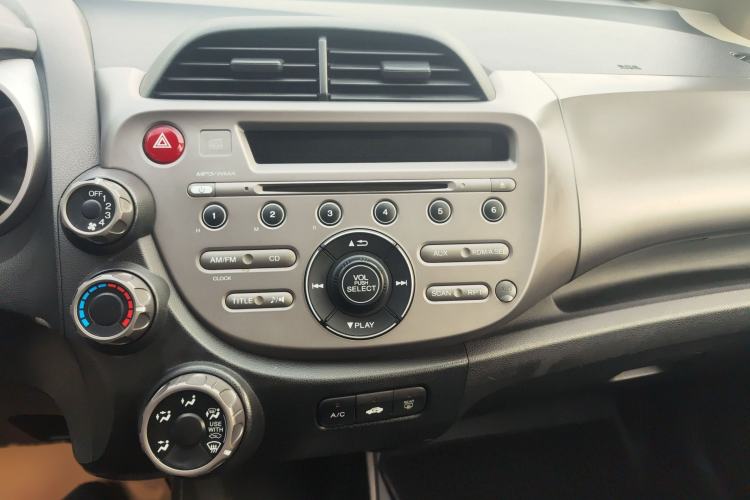 Used Honda Fit 2008 1.5L automatic luxury edition