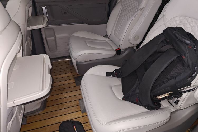 Used Hyundai Custo 2021 270TGDi Prestige LUX Left Rear Seat