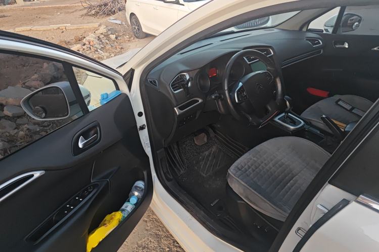 Used Citroen C4L 2015 1.2T Automatic Luxury Edition Driver Seat