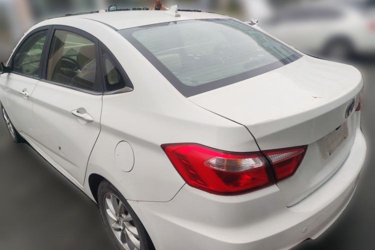 Used CHANGAN Alsvin V7 2015 1.6L Manual Enjoyment Model China IV Standard Rear Left 45 Deg