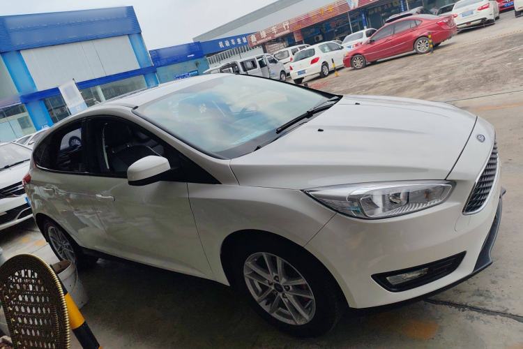 Used Ford Focus 2018 Hatchback Classic 1.6L Automatic Trendy SmartDrive Edition