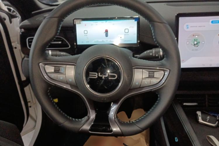 Used BYD Seal 06 New Energy 2024 DM-i 120KM Luxury Model Steering Wheel