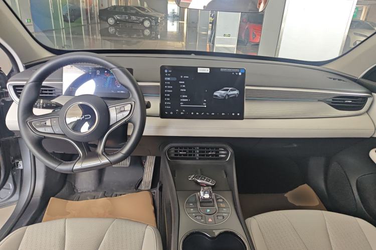 Used BYD Seal 05 DM-i 2025 DM-i Intelligent Drive 120KM Flagship Model Center Console