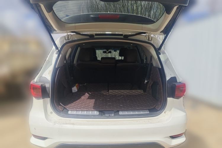 Used Infiniti QX60 2016 2.5 S/C Hybrid Two-Wheel-Drive Excellence Edition China V Standard
