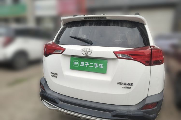 Used Toyota RAV4 2013 2.0L CVT Four-Wheel Drive New Edition