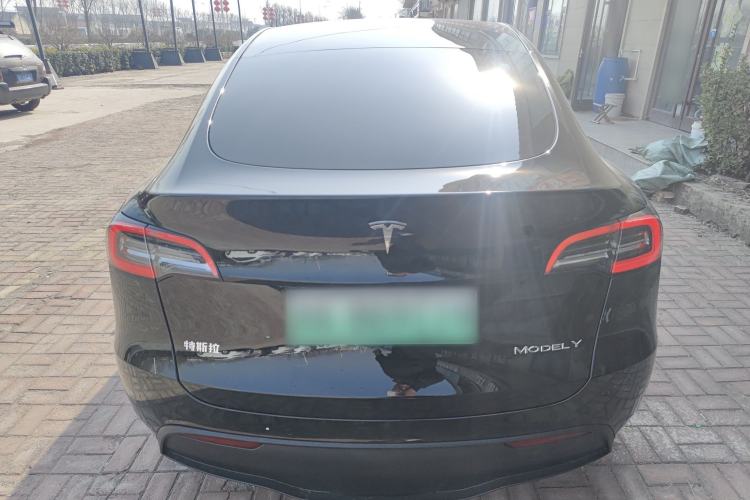 Used Tesla Model Y 2024 Rear-Wheel-Drive Version
