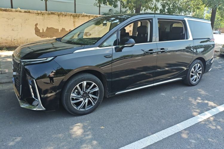 Used SAIC MAXUS G90 2022 2.0T Interstellar Seven-Seater