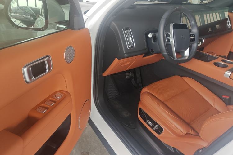 Used Li Auto L7 2023 Air model
