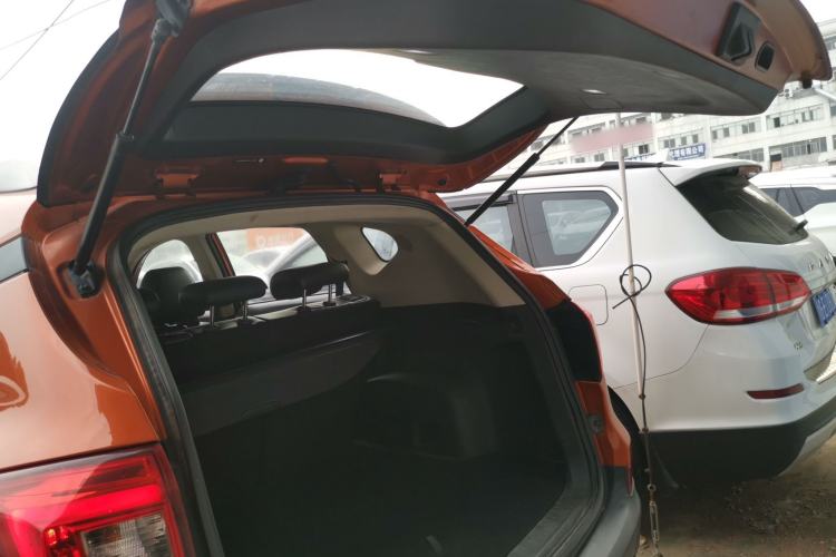 Used BYD Song 2016 GaiShi Edition 1.5TID Automatic Elite Model
