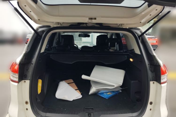 Used Ford Kuga 2015 1.5L GTDi Two-Wheel Drive Fashion Edition Trunk