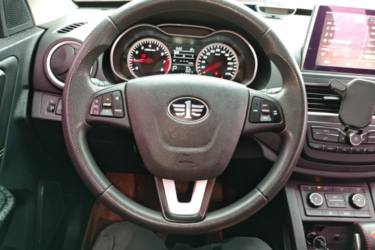 Used Bestune X40 2017 1.6L Automatic Prestige Edition
