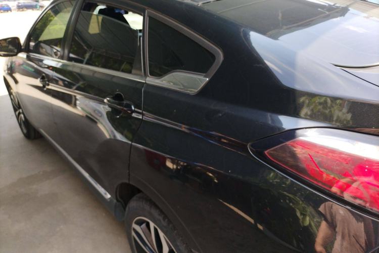 Used Venucia T90 2017 2.0L CVT Smart Edition