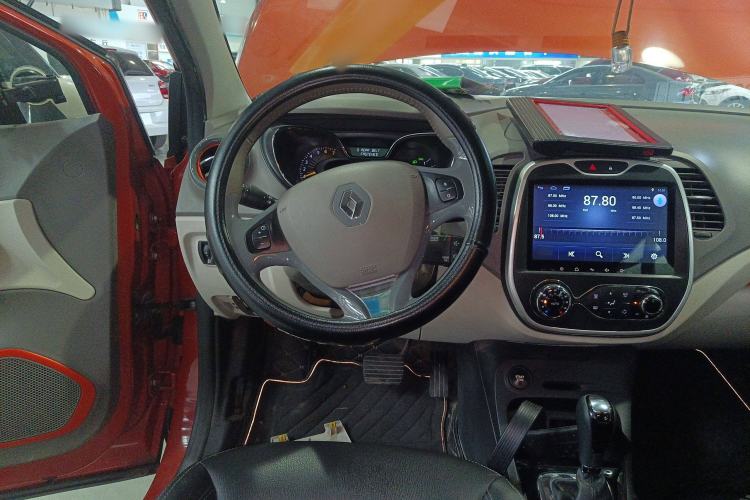 Used Renault Captur 2015 1.2T Automatic Comfort First Edition
