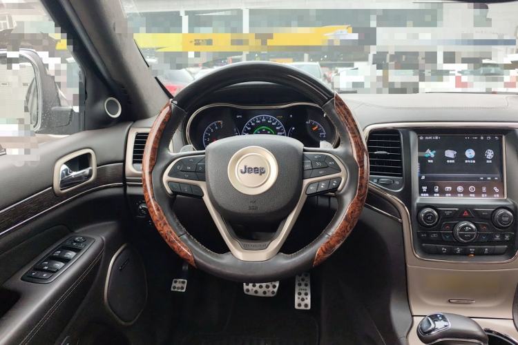 Used Jeep Grand Cherokee 2014 3.6L Flagship Prestige Edition
