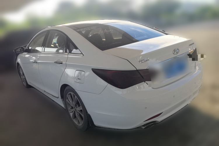 Used Hyundai Sonata 2014 2.0L Automatic Luxury Edition Rear Left 45 Deg