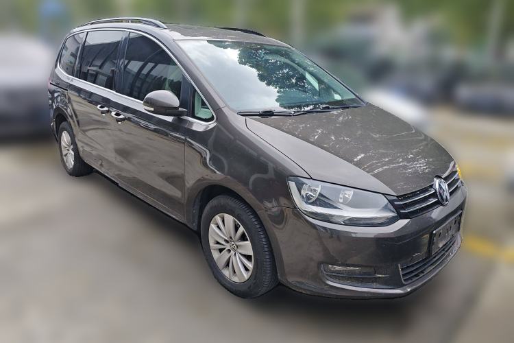 Used Volkswagen Sharan 2016 280TSI Enjoyment Model 7-Seater Front Right 45 Deg