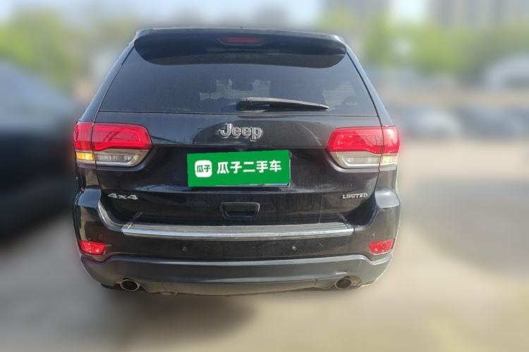 Used Jeep Grand Cherokee 2015 3.0L Elite Navigation Edition Rear