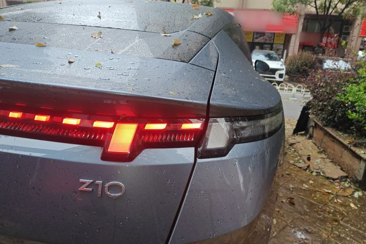 Used Lynk & Co Z10 2025 95 kWh 702 km All-Wheel Drive Intelligent Driving Ultra
