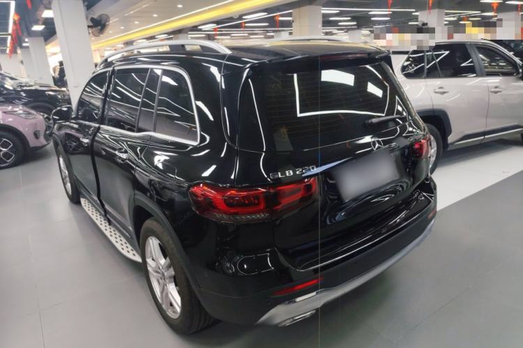 Used Mercedes-Benz GLB 2022 GLB 220 Dynamic Edition Rear Left 45 Deg