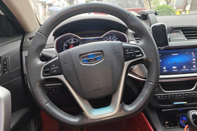 Used Geely Auto Emgrand 2017 Sedan Million Edition 1.5L CVT Upward Version Steering Wheel