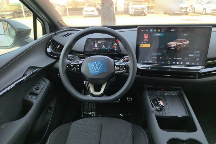 Used Volkswagen ID.UNYX 2025 Pure Model
