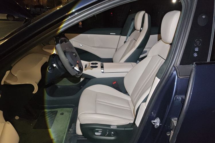 Used Xiaomi Auto YU7 2025 Ultra-Long Range High-Performance All-Wheel-Drive Max Edition