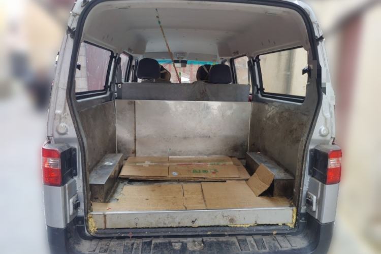 Used Jinbei Hiace X30 2020 1.5L Super-Comfortable Version China VI Standard SWC15M Trunk