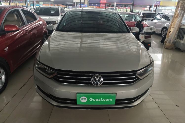 Used Volkswagen Magotan 2017 330TSI DSG Leading Model Front