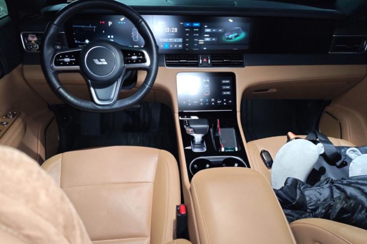 Used Li Auto ONE 2021 Extended-Range 6-Seater Version Center Console