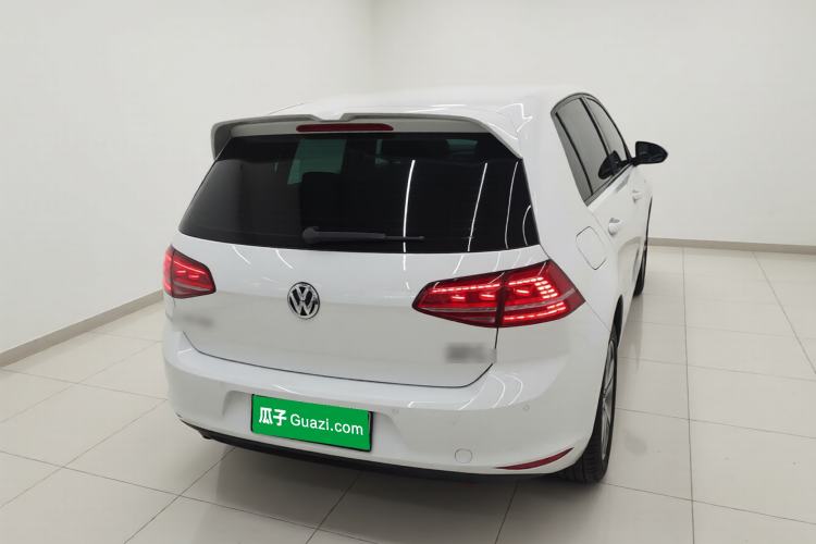 Used Volkswagen Golf 2016 1.6L Automatic Fashion Model