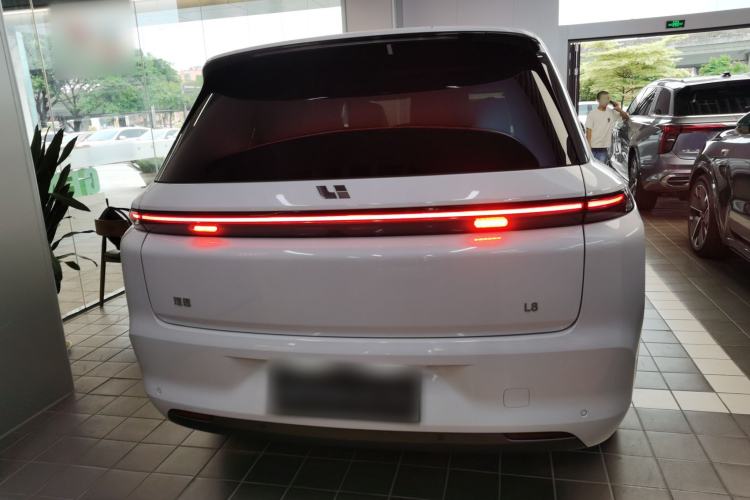 Used Li Auto L8 2025 Ultra Smart Refreshed Edition

