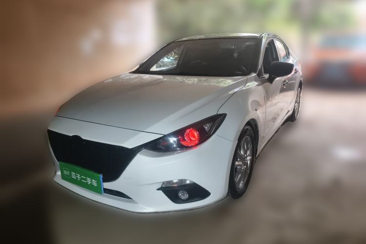 Used Mazda 3 Axela 2016 Sedan 1.5L Automatic Comfort Model