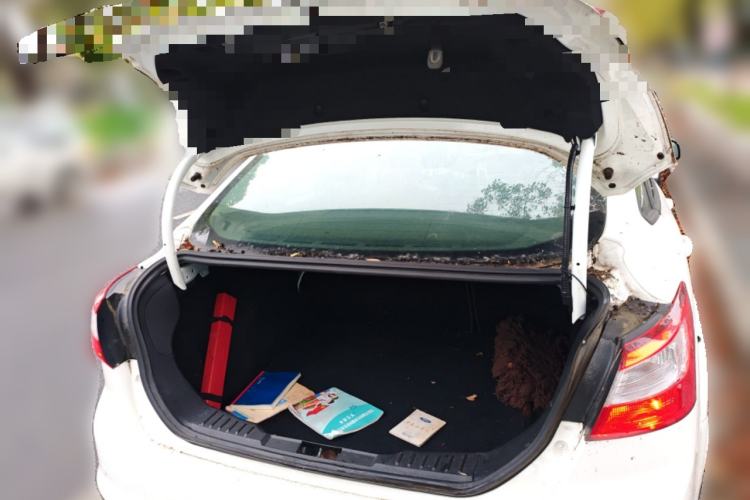 Used Ford Focus 2012 Sedan 1.6L Automatic Fashion Edition Trunk