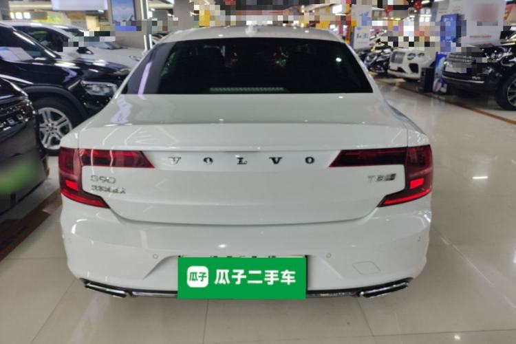 Used Volvo S90 New Energy 2020 T8 e-Drive Hybrid – Zhiyi Luxury Edition Rear