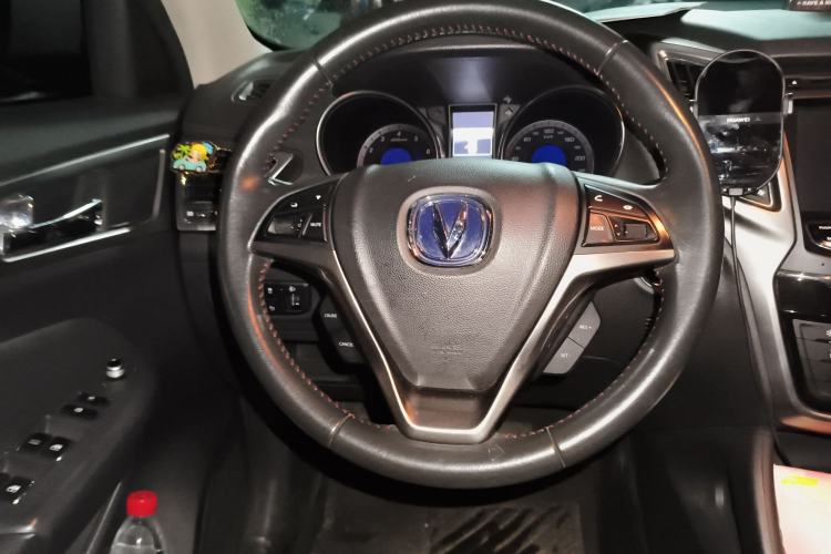 Used Changan CS75 2014 1.8T Automatic Elite Version China V Standard
