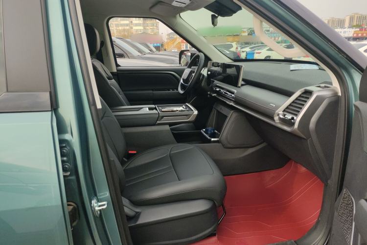 Used SAIC MAXUS Xingji X 2025 2.5T Luxury Edition
