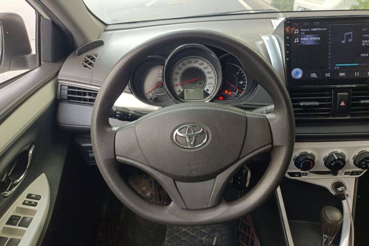 Used Toyota Vios 2016 1.5L Automatic ZhiZhen Xingyao Edition Steering Wheel