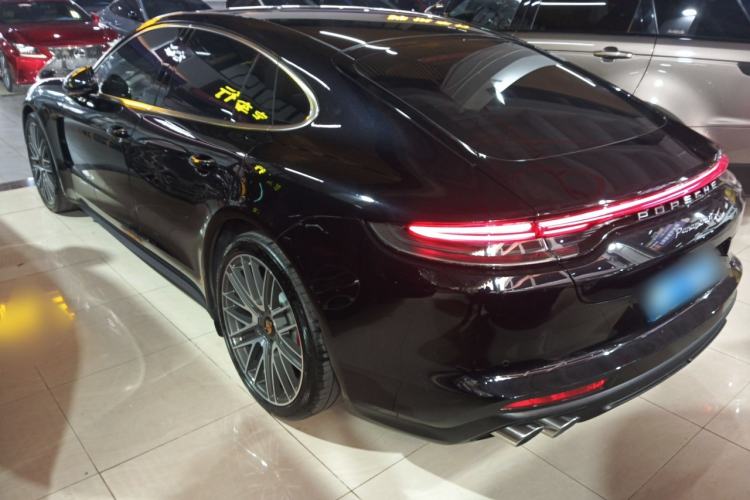 Used Porsche Panamera 2023 Panamera 4S 2.9T Left Side