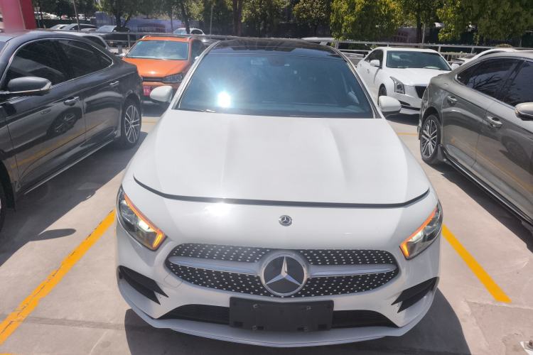 Used Mercedes-Benz A-Class 2020 Restyled A 200 L Sport Sedan Fashion Version
