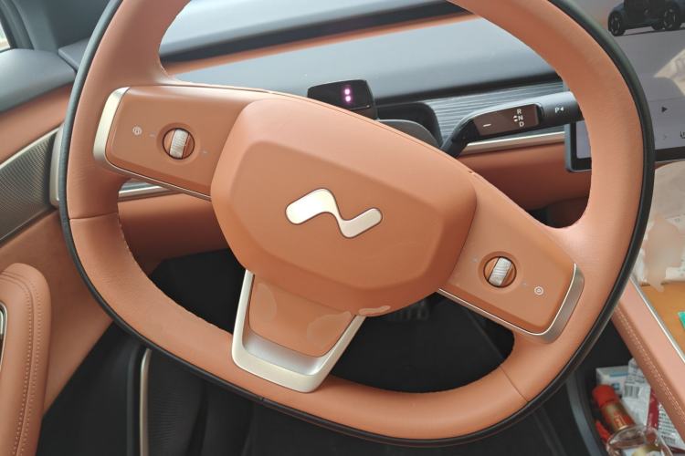 Used ONVO L60 2024 85 kWh Rear-Drive Version