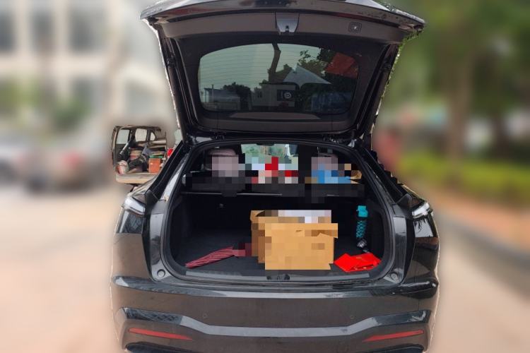 Used ONVO L60 2024 60 kWh Rear-Drive Version Trunk