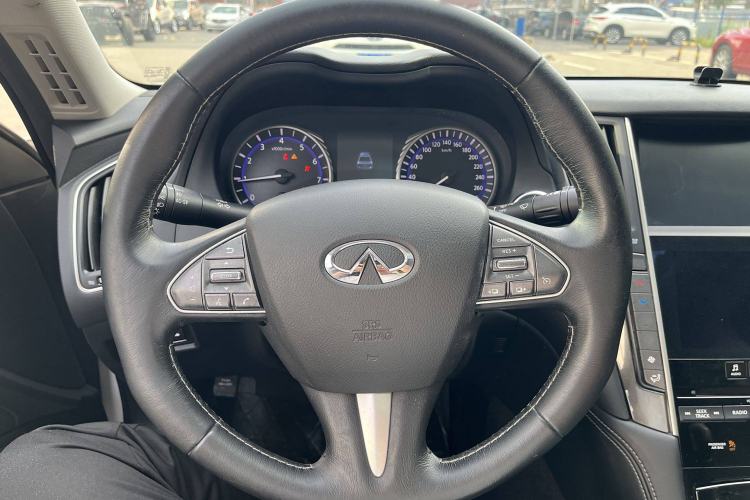 Used Infiniti Q50 2014 2.0T Comfort Edition