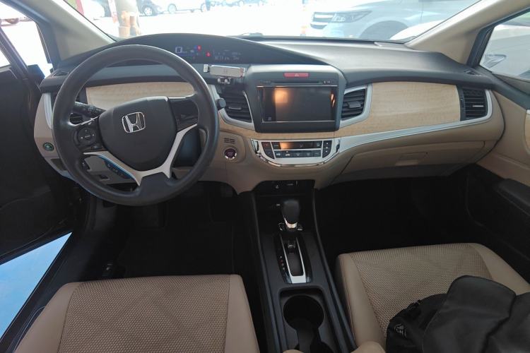 Used Honda Jade 2014 1.8L Automatic Comfort Elite Version 5 Seats
