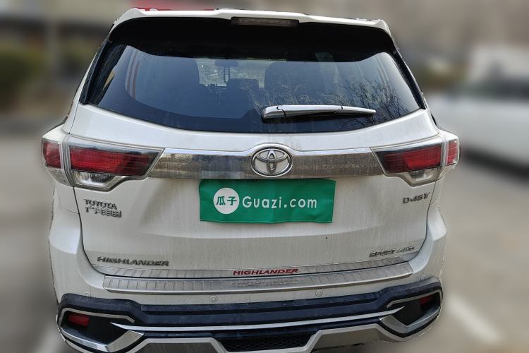 Used Toyota Highlander 2017 2.0T Four-Wheel Drive Luxury Edition 7 Seats Rear