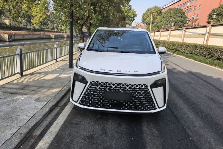 Used SAIC MAXUS G70 2024 2.0T Automatic Luxury Edition 7 Seats
